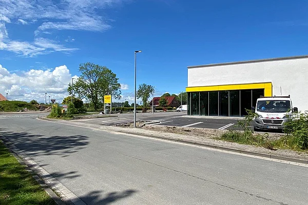 REDEFINE begleitet erfolgreichen Neubau des Netto-Markts in Burhave